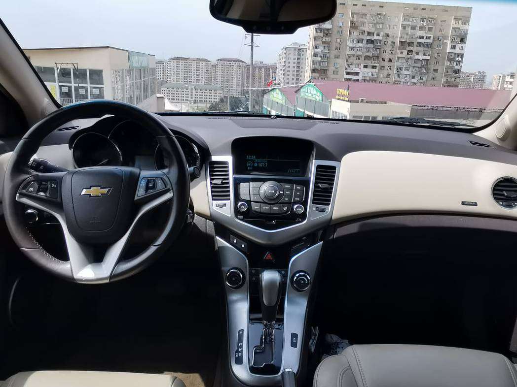 Chevrolet Cruze, 2011 il, 1.4 L, 270 000 km