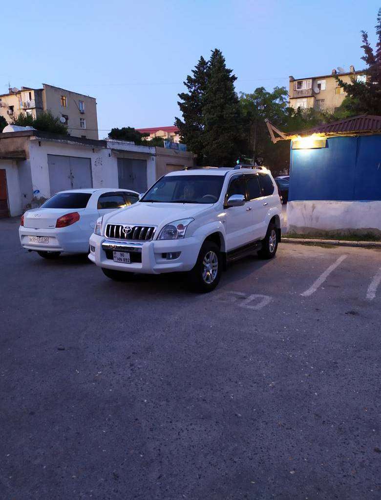 Toyota Land Cruiser, 2003 il, 2.7 L, 185 000 km