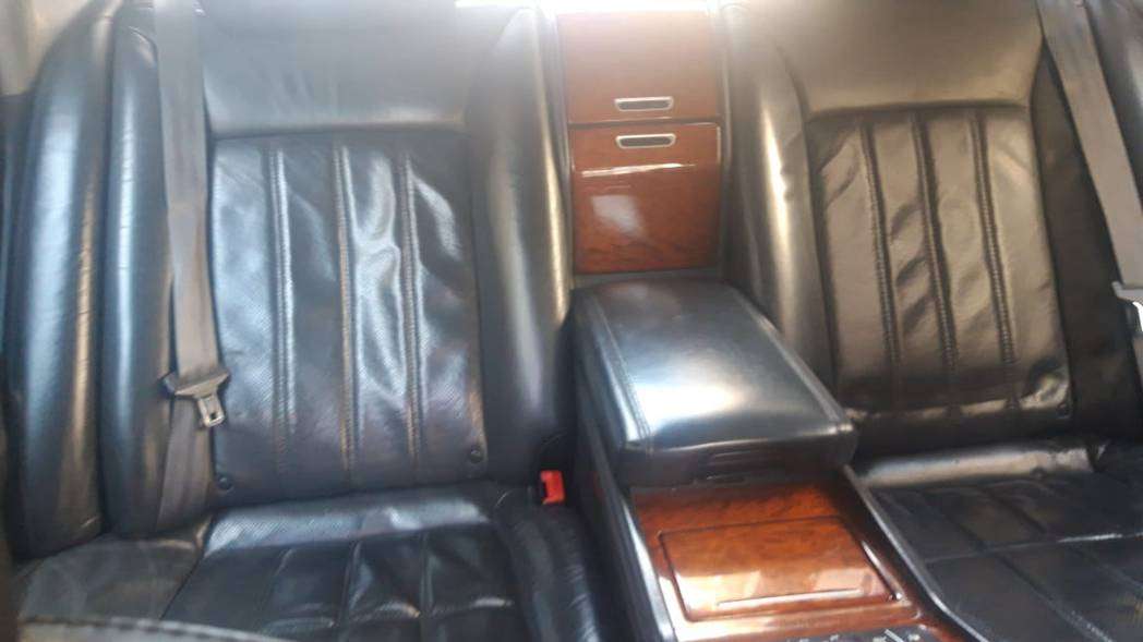 Hyundai Equus, 2012 il, 4.6 L, 268 000 km