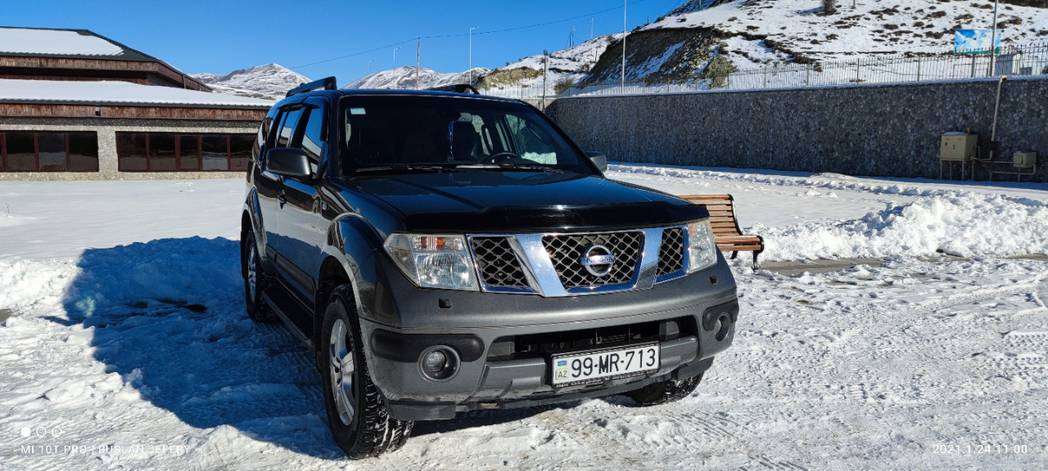 Nissan Pathfinder, 2005 il, 2.5 L, 255 000 km