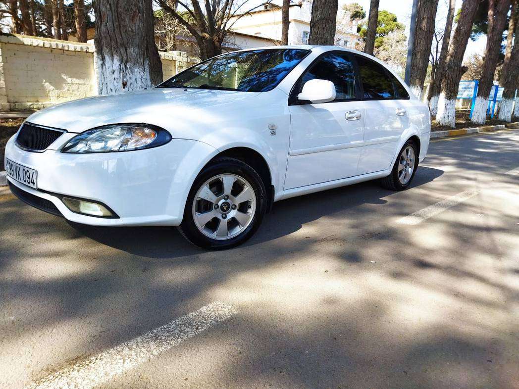 Daewoo Gentra, 2014 il, 1.5 L, 201 621 km