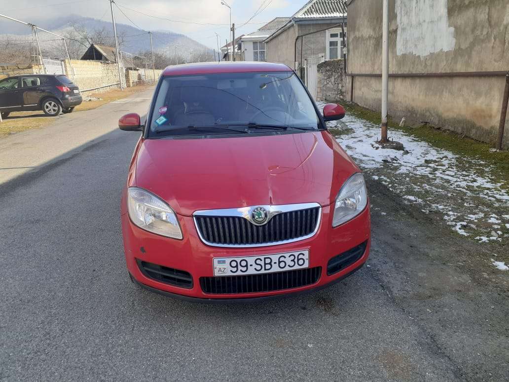 Skoda Fabia, 2009 il, 1.6 L, 200 000 km