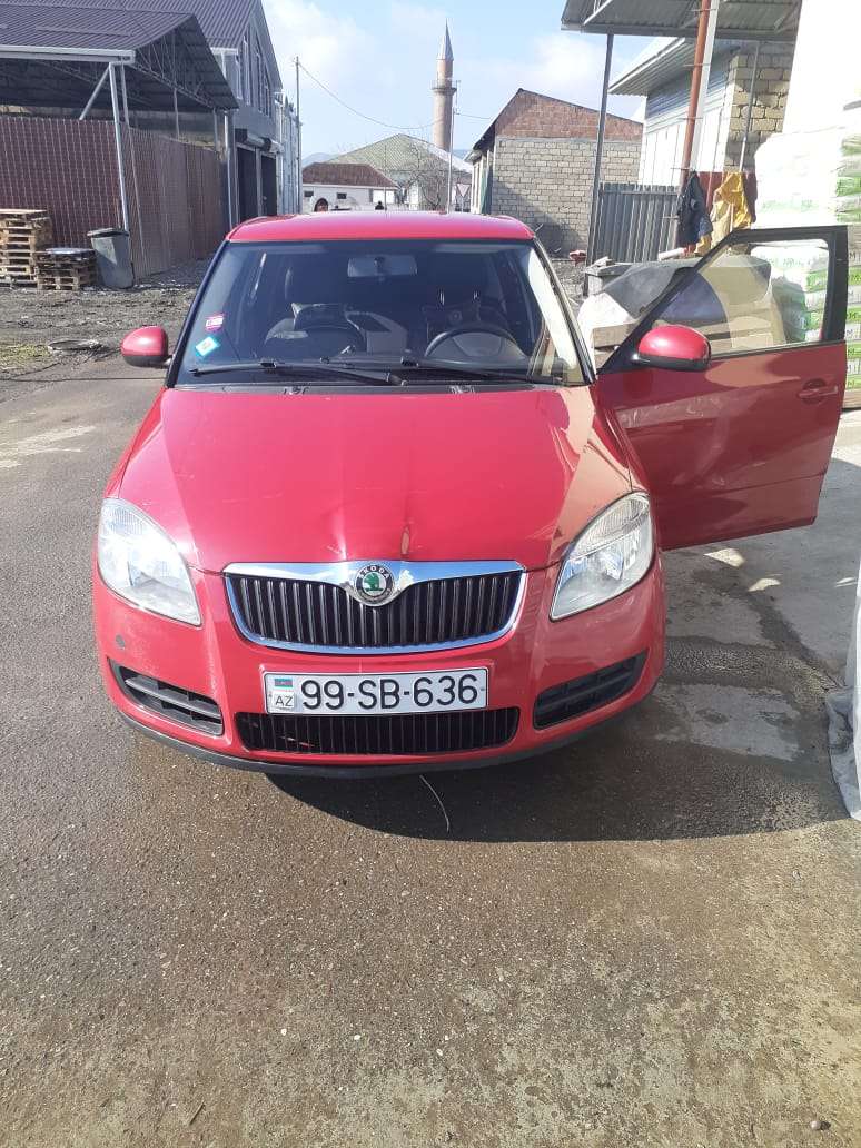 Skoda Fabia, 2009 il, 1.6 L, 200 000 km