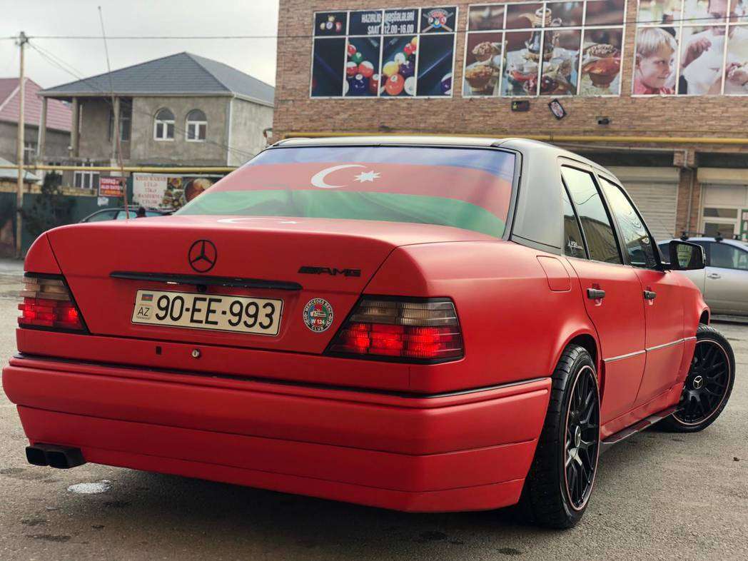 Mercedes E 220, 1994 il, 2.2 L, 283 000 km