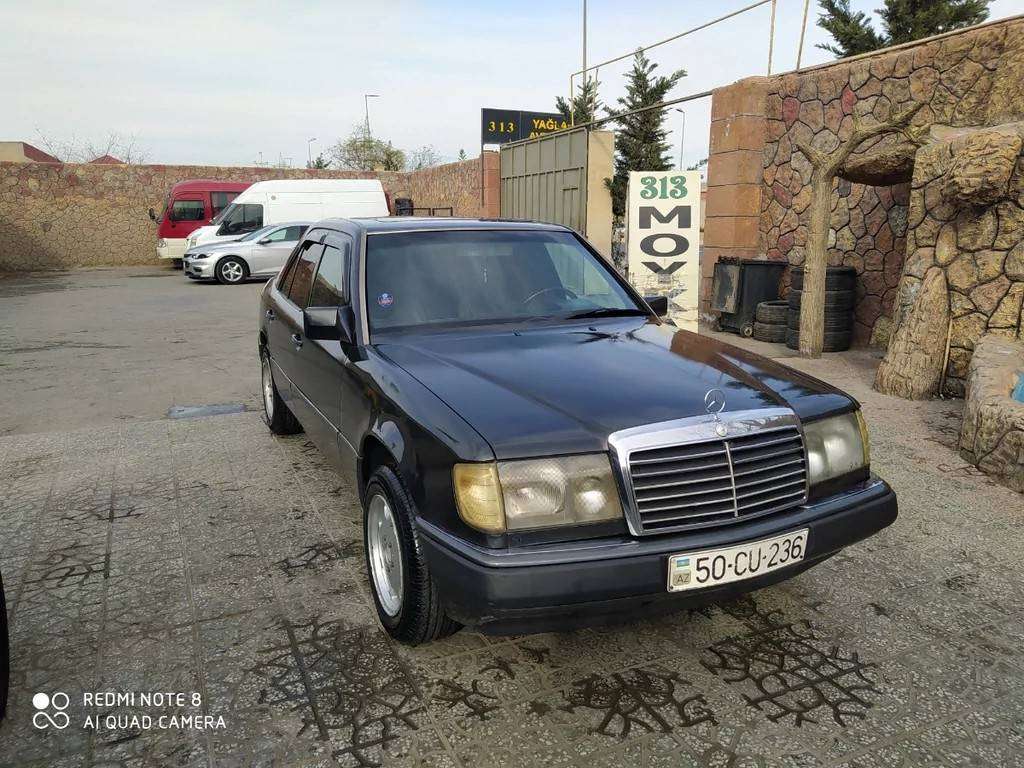Mercedes E 200, 1993 il, 2.0 L, 475 000 km