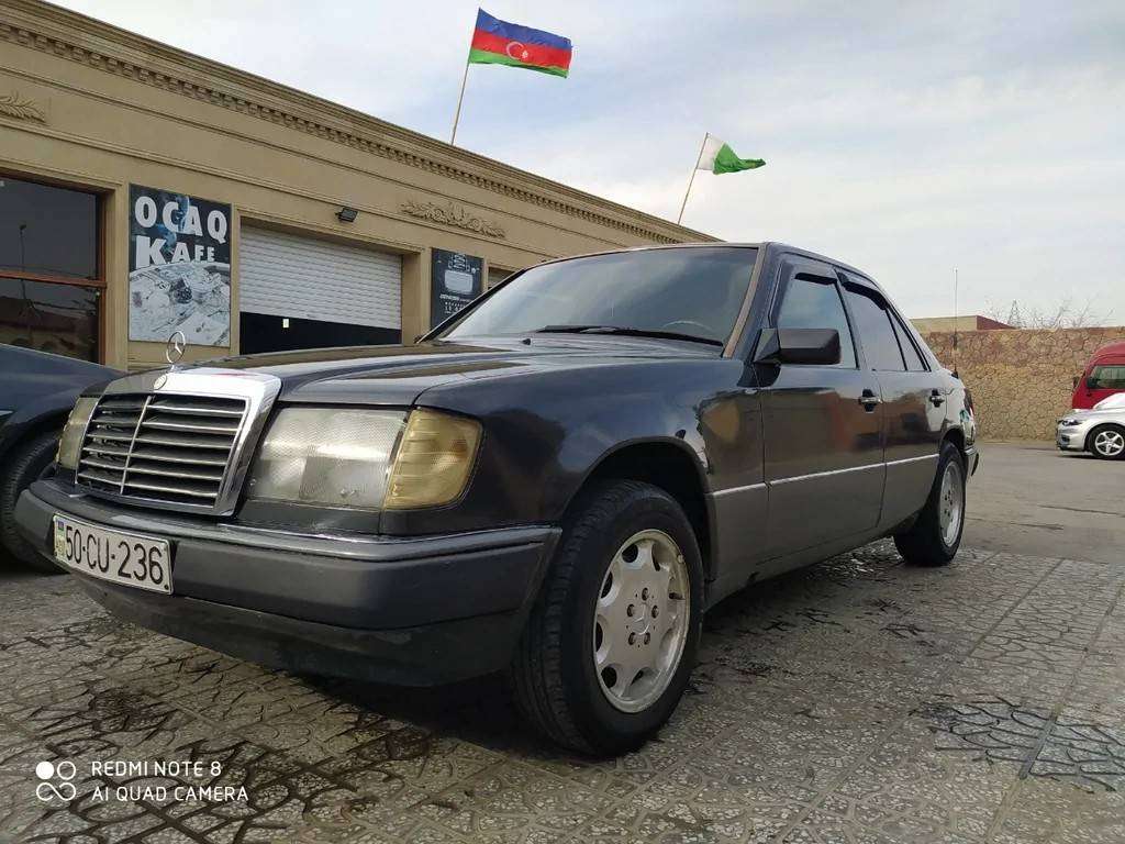Mercedes E 200, 1993 il, 2.0 L, 475 000 km