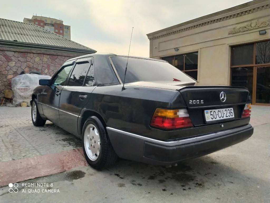 Mercedes E 200, 1993 il, 2.0 L, 475 000 km