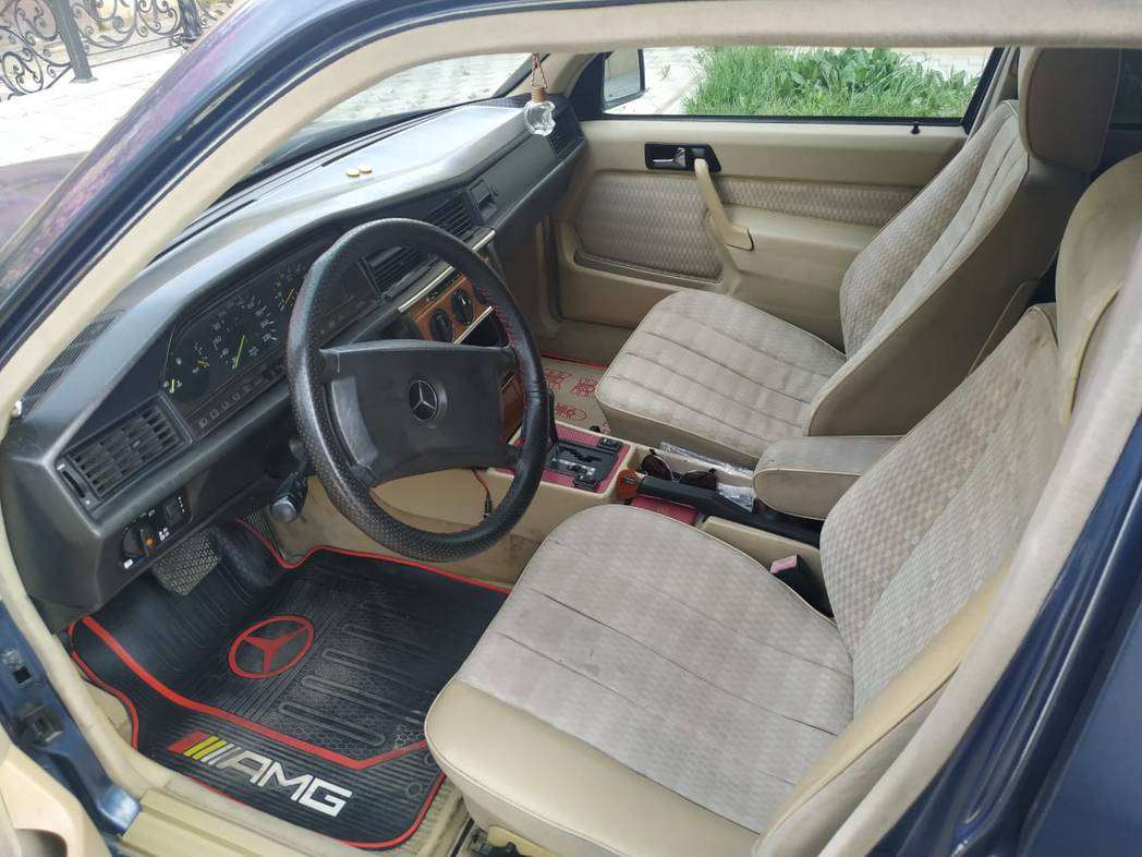 Mercedes A 190, 1991 il, 2.0 L, 300 900 km