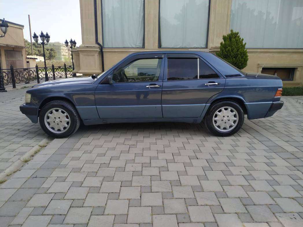 Mercedes A 190, 1991 il, 2.0 L, 300 900 km