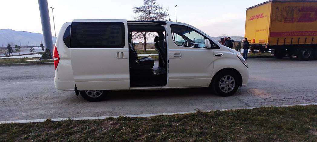 Hyundai H-1, 2011 il, 2.5 L, 218 000 km