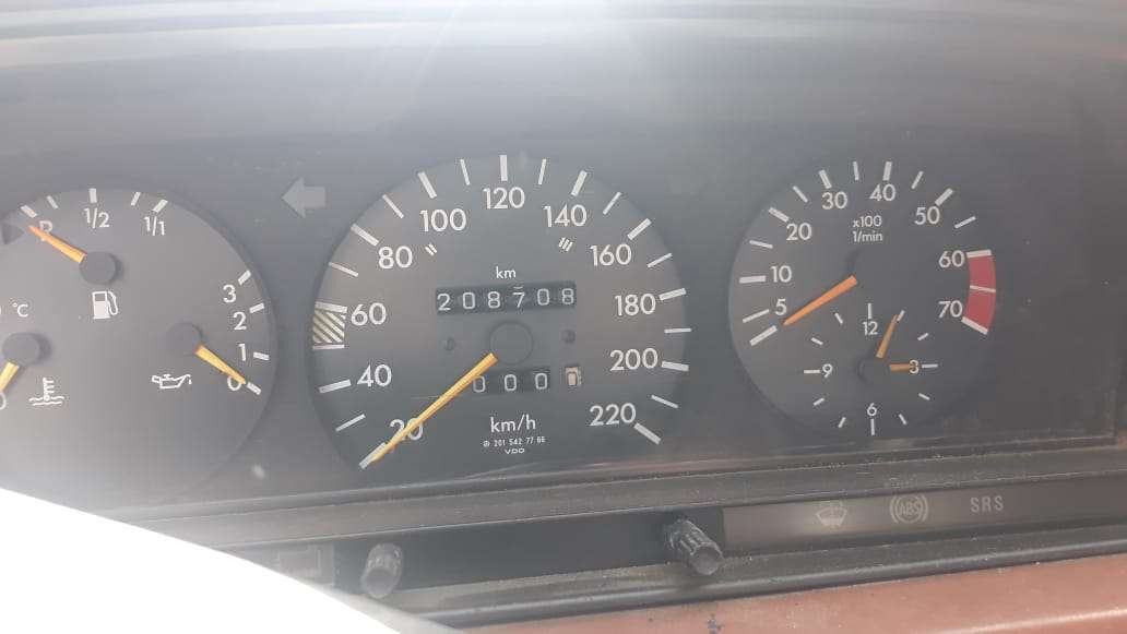 Mercedes C 180, 1991 il, 1.8 L, 1 000 000 km