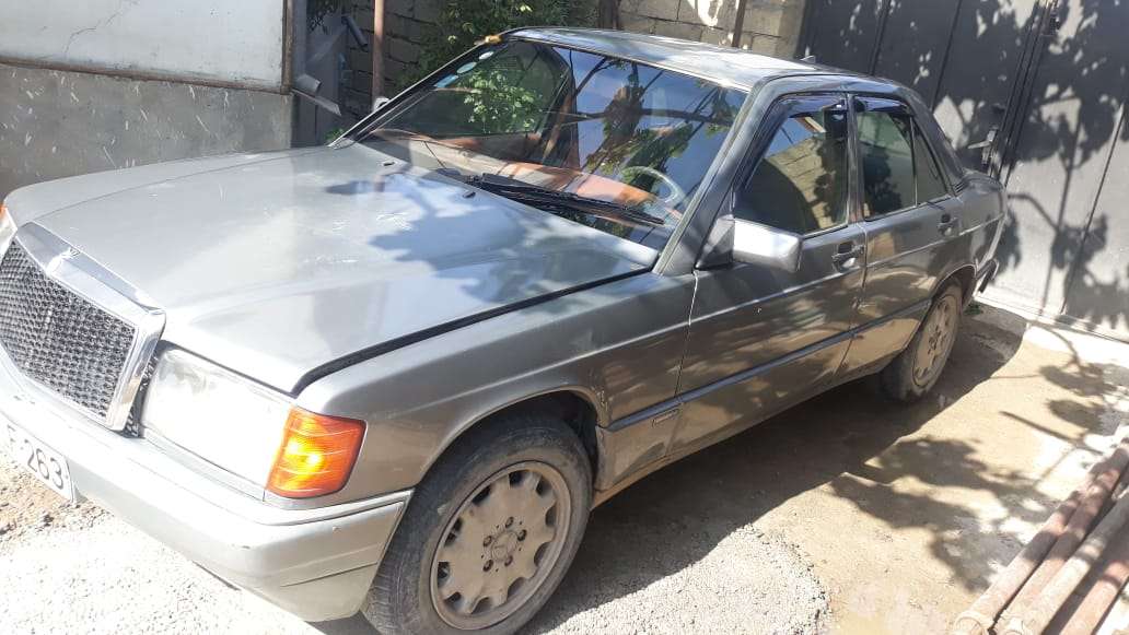 Mercedes C 180, 1991 il, 1.8 L, 1 000 000 km