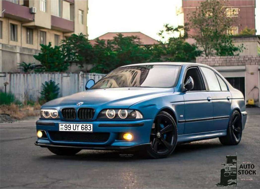 BMW 540, 1999 il, 4.4 L, 400 000 km