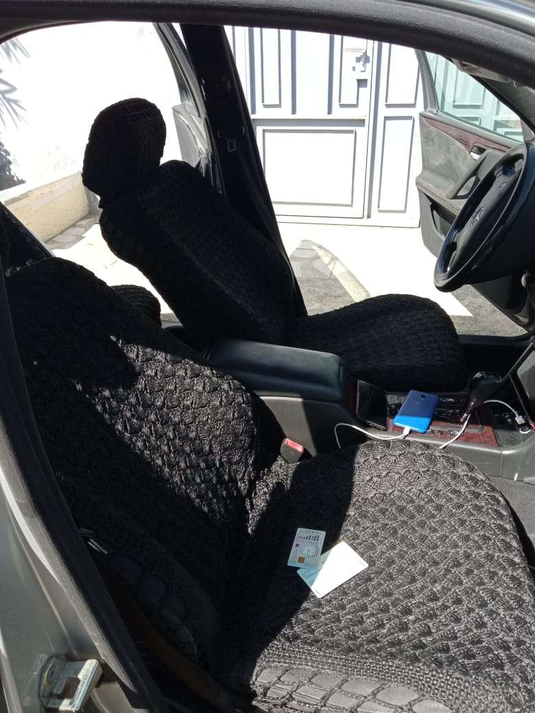 Mercedes E 220, 2001 il, 2.2 L, 450 000 km