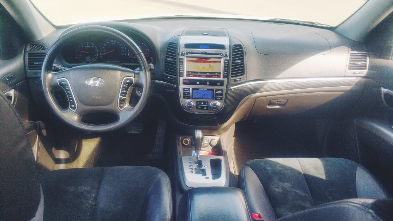 Hyundai Santa Fe, 2010 il, 2.0 L, 57 300 km