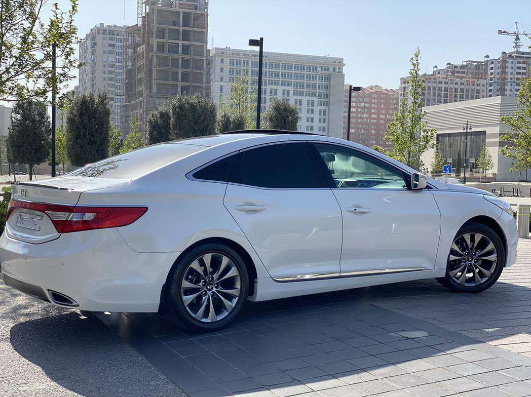 Hyundai Azera, 2011 il, 2.4 L, 220 000 km