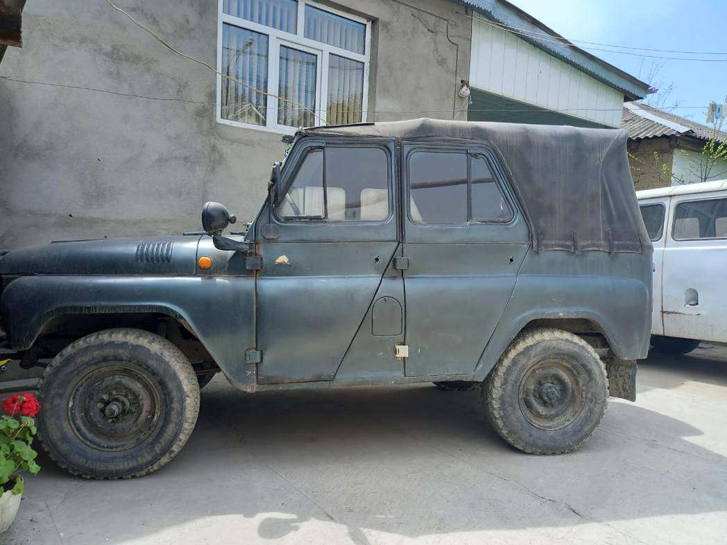UAZ 469, 1989 il, 2.4 L, 320 000 km