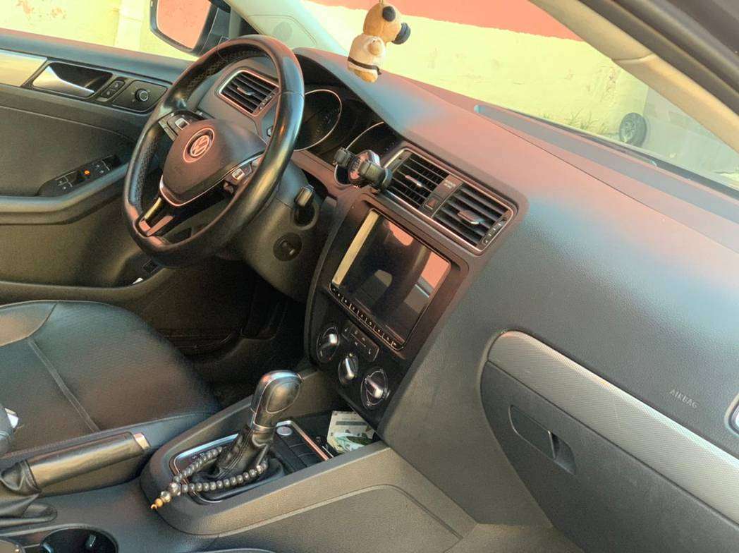 Volkswagen Jetta, 2015 il, 1.8 L, 96 000 km
