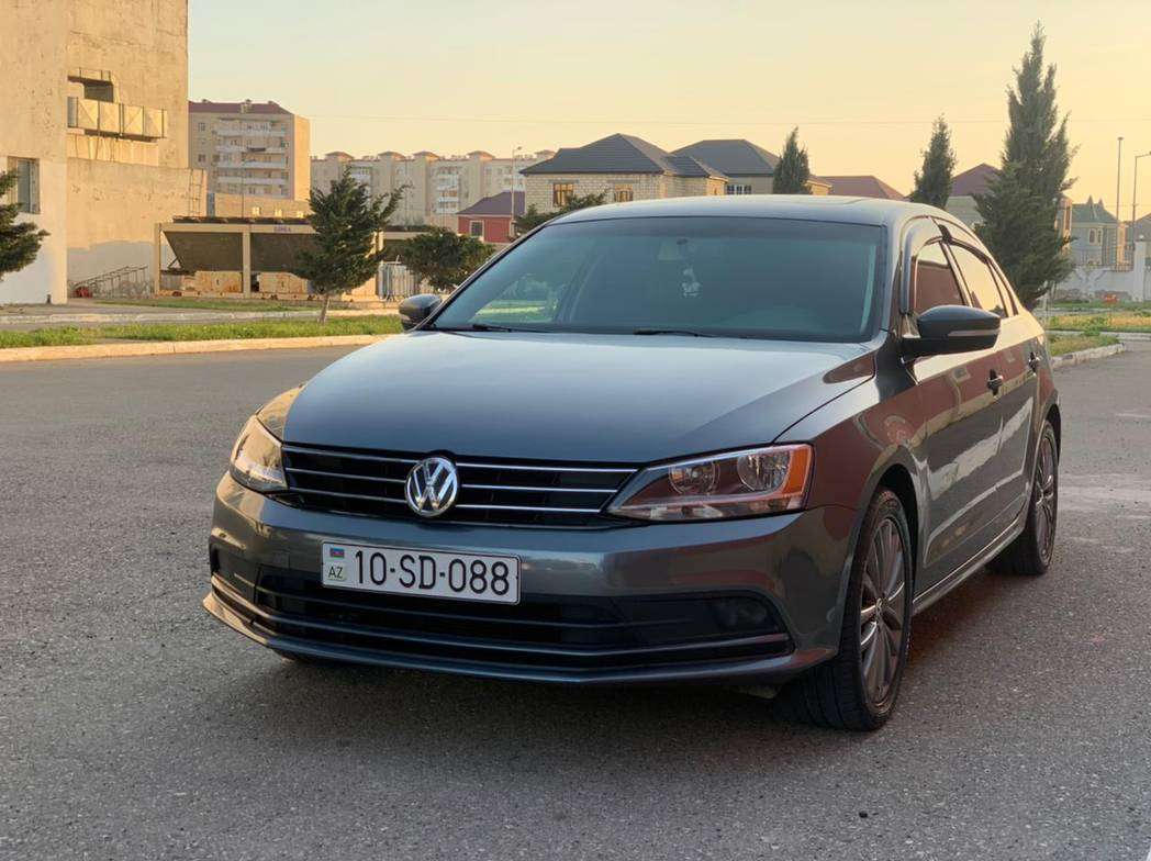 Volkswagen Jetta, 2015 il, 1.8 L, 96 000 km