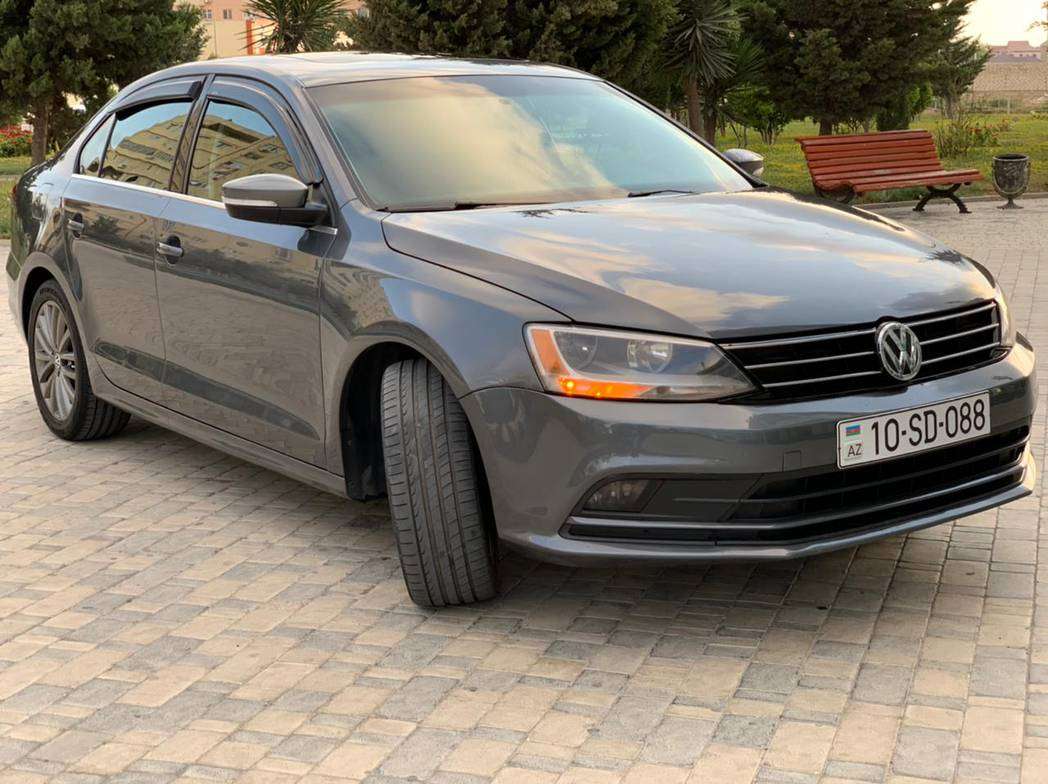 Volkswagen Jetta, 2015 il, 1.8 L, 96 000 km