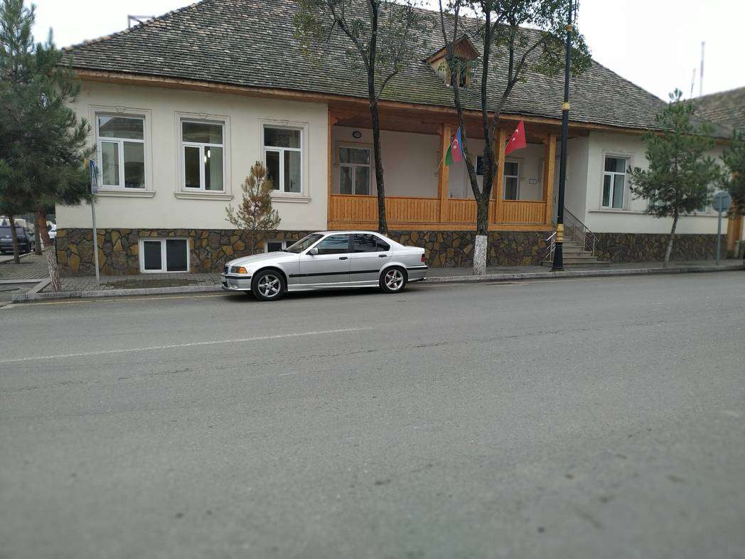 BMW 318, 1991 il, 1.8 L, 4 523 654 km