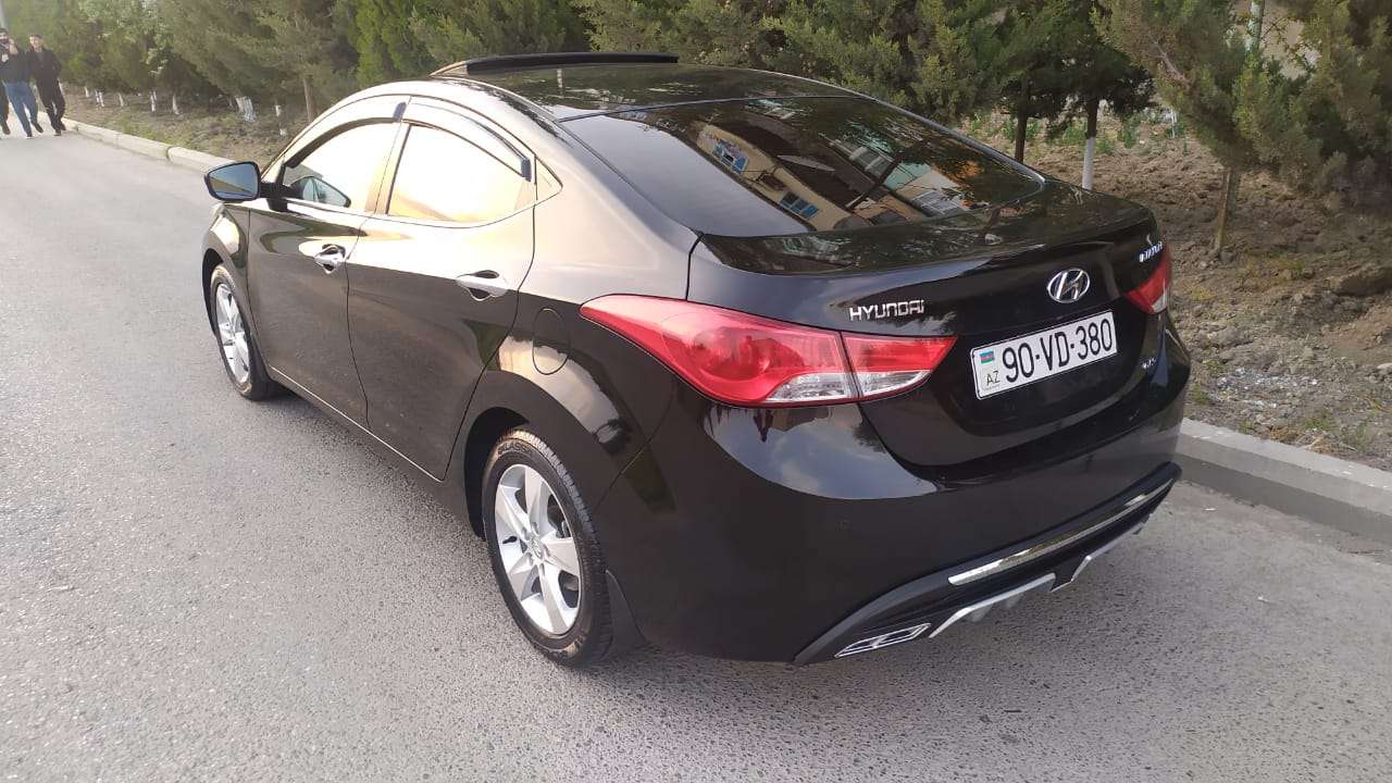Hyundai Elantra, 2012 il, 1.6 L, 89 000 km