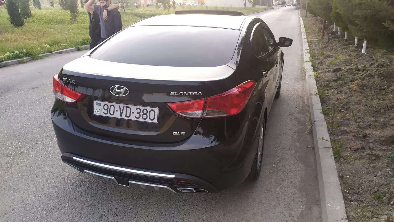 Hyundai Elantra, 2012 il, 1.6 L, 89 000 km