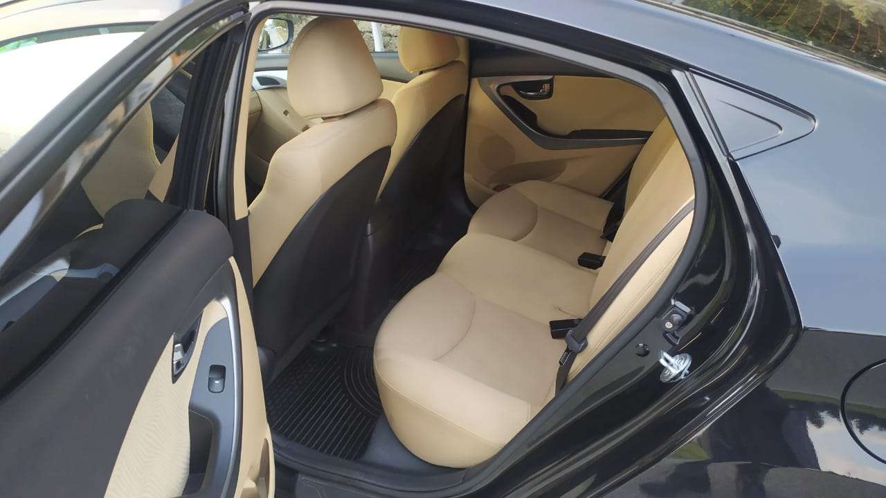Hyundai Elantra, 2012 il, 1.6 L, 89 000 km