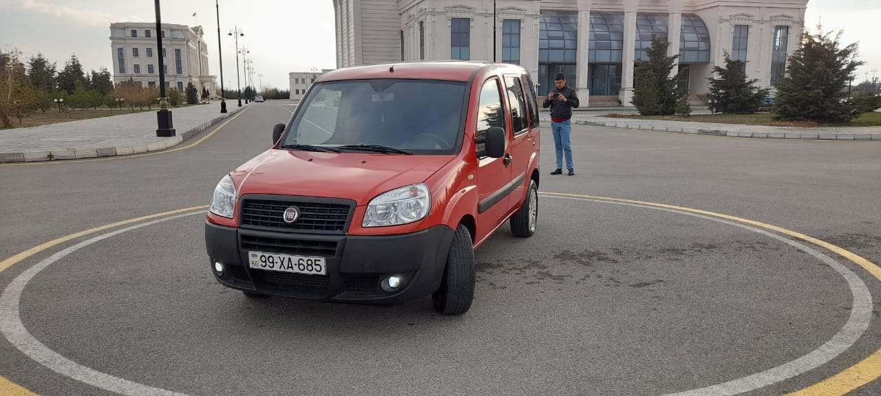 Fiat Doblo, 2006 il, 1.3 L, 387 403 km