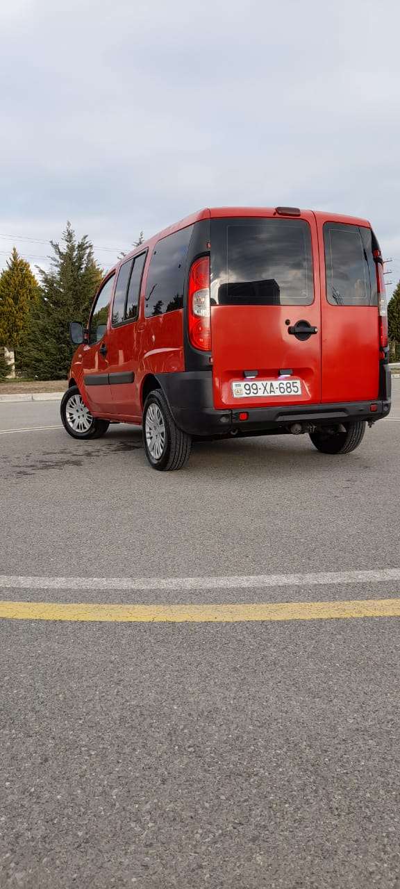 Fiat Doblo, 2006 il, 1.3 L, 387 403 km
