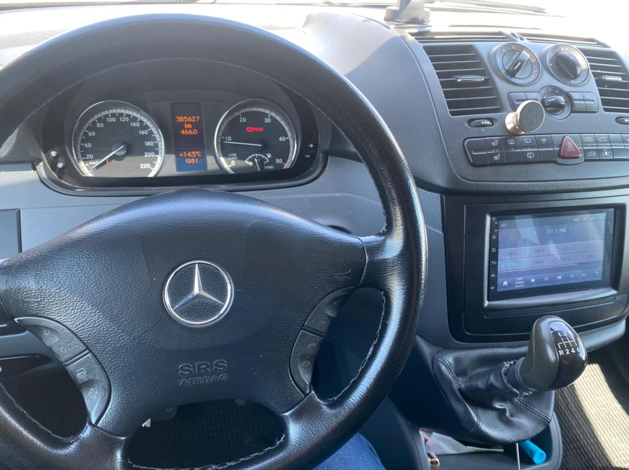 Mercedes Vito, 2009 il, 2.2 L, 380 000 km