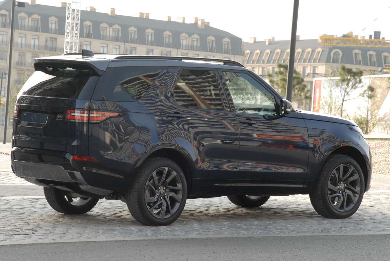 Land Rover Discovery, 2017 il, 3.0 L, 30 000 km