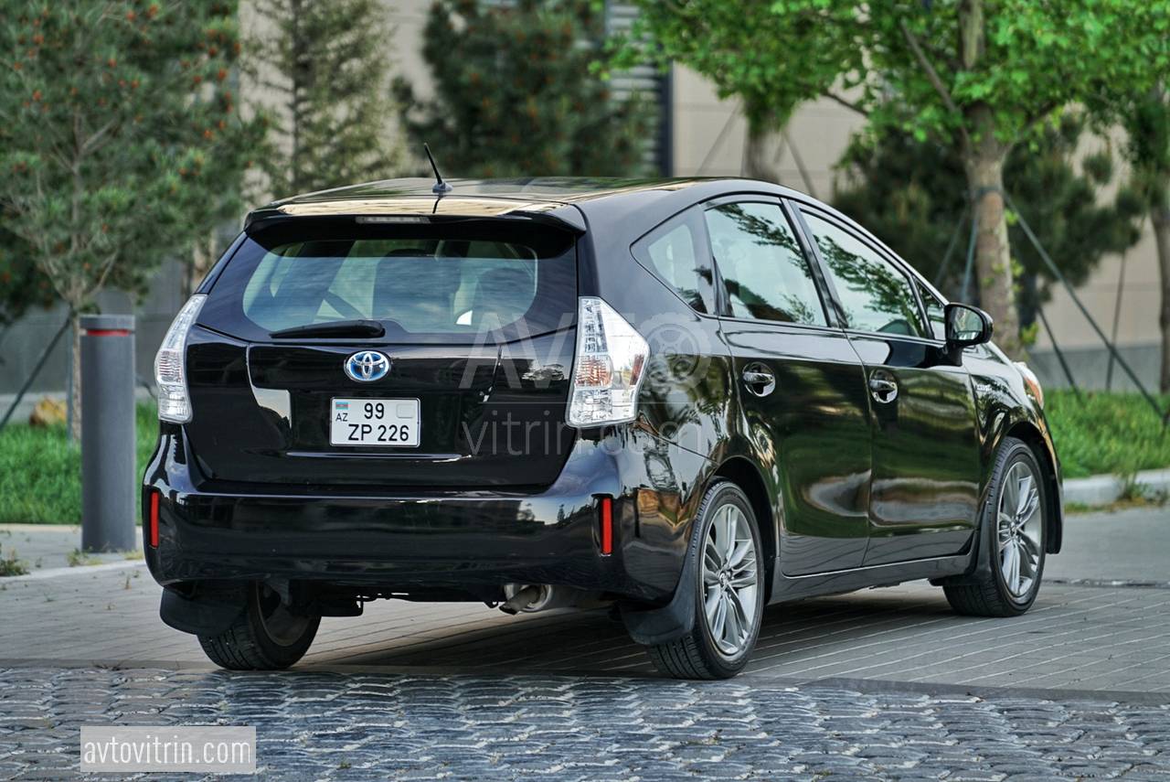 Toyota Prius V, 2014 il, 1.8 L, 115 872 km