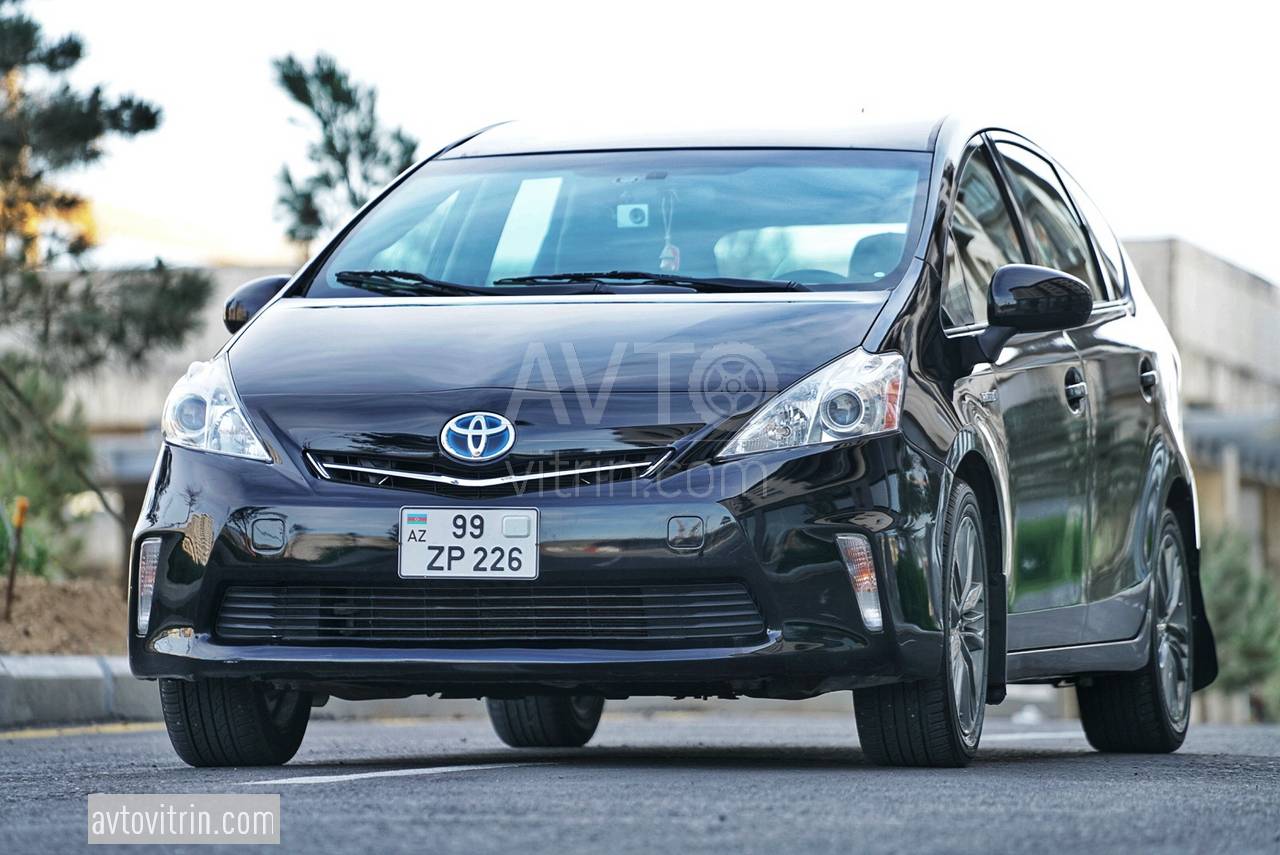 Toyota Prius V, 2014 il, 1.8 L, 115 872 km