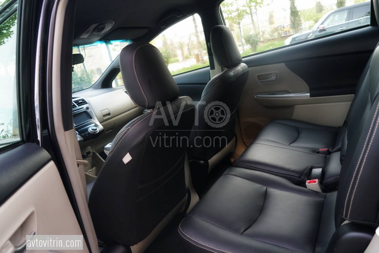 Toyota Prius V, 2014 il, 1.8 L, 115 872 km
