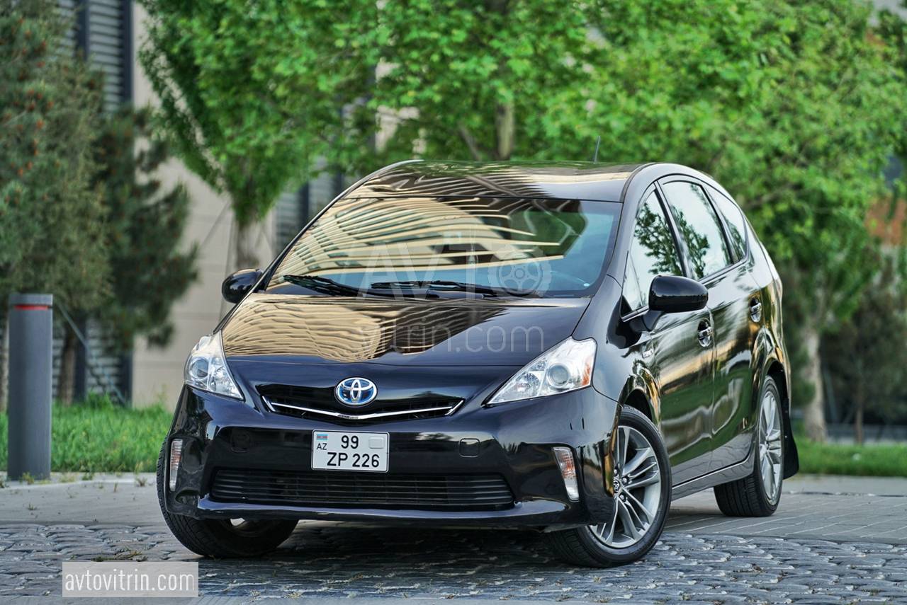 Toyota Prius V, 2014 il, 1.8 L, 115 872 km