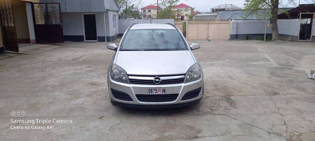 Opel Astra, 2005 il, 1.3 L, 225 300 km