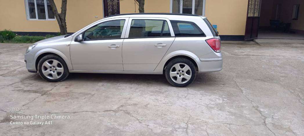Opel Astra, 2005 il, 1.3 L, 225 300 km