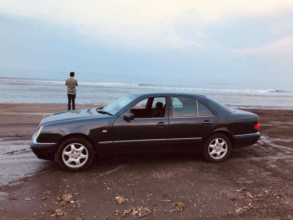 Mercedes E 240, 1998 il, 2.4 L, 474 000 km
