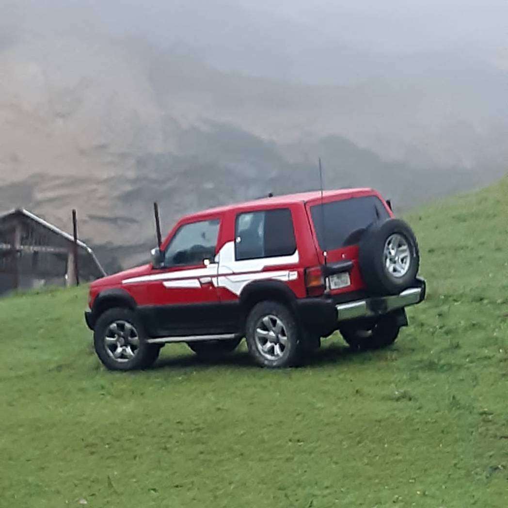 Mitsubishi Pajero, 1992 il, 2.4 L, 274 645 km