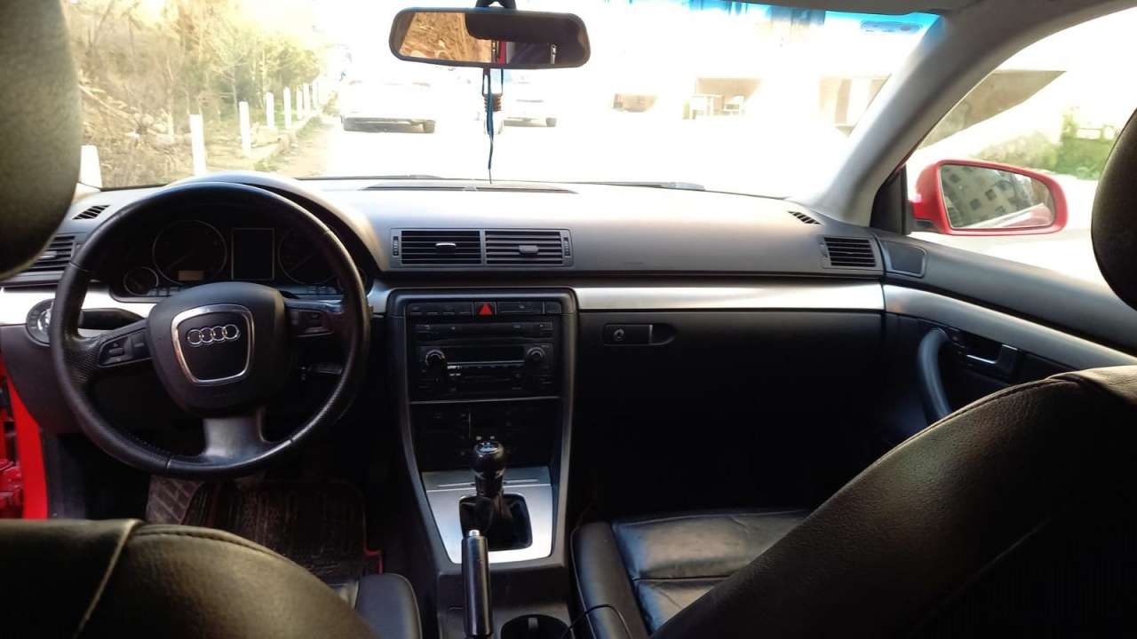 Audi A4, 2005 il, 2.0 L, 257 000 km
