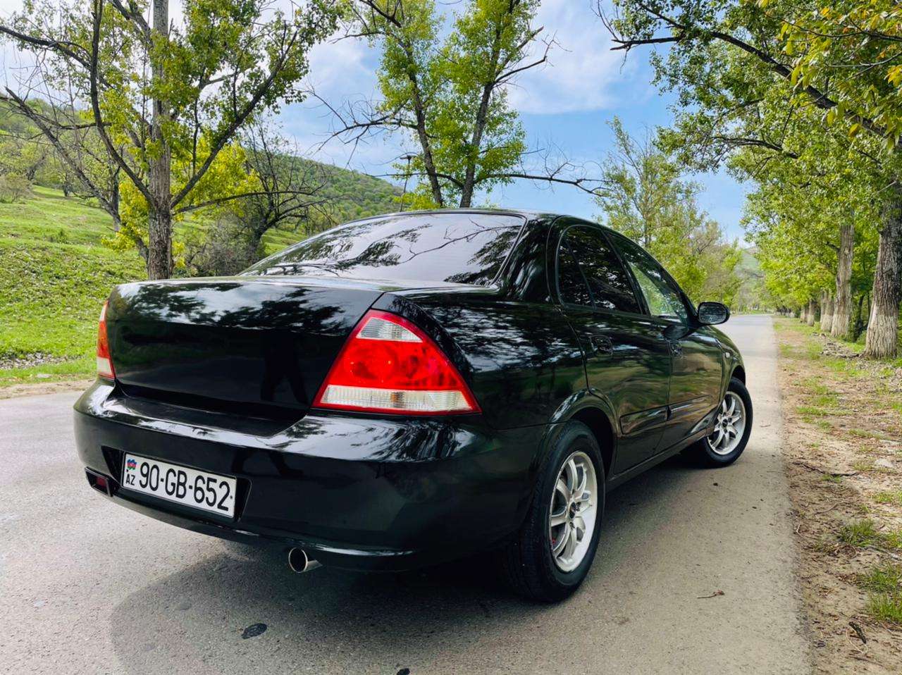 Nissan Sunny, 2006 il, 1.6 L, 220 000 km