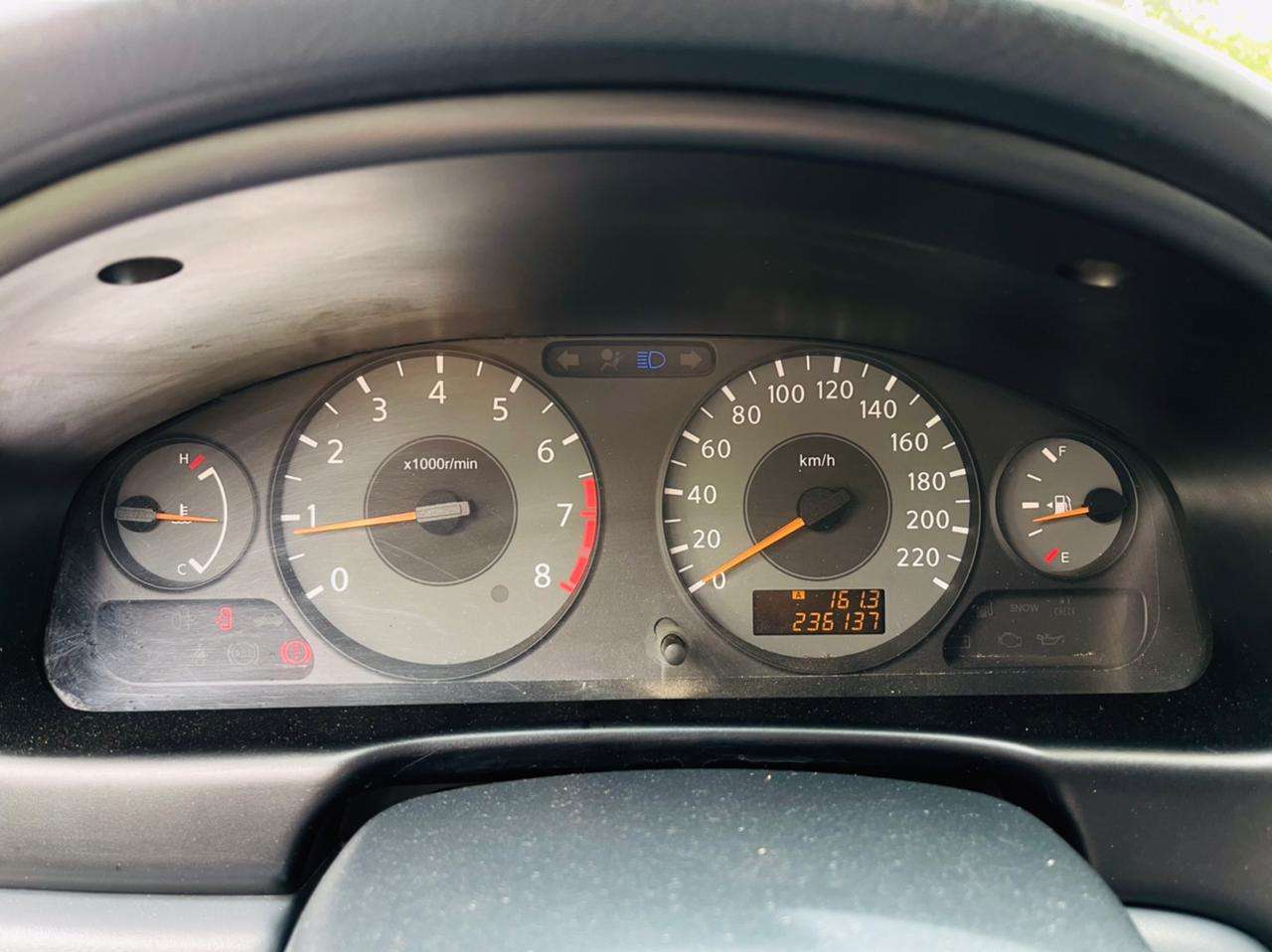 Nissan Sunny, 2006 il, 1.6 L, 220 000 km