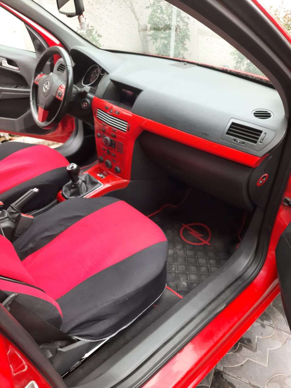 Opel Astra, 2009 il, 1.7 L, 218 000 km