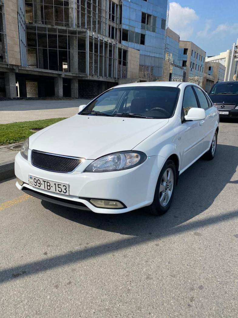 Daewoo Gentra, 2014 il, 1.5 L, 420 000 km