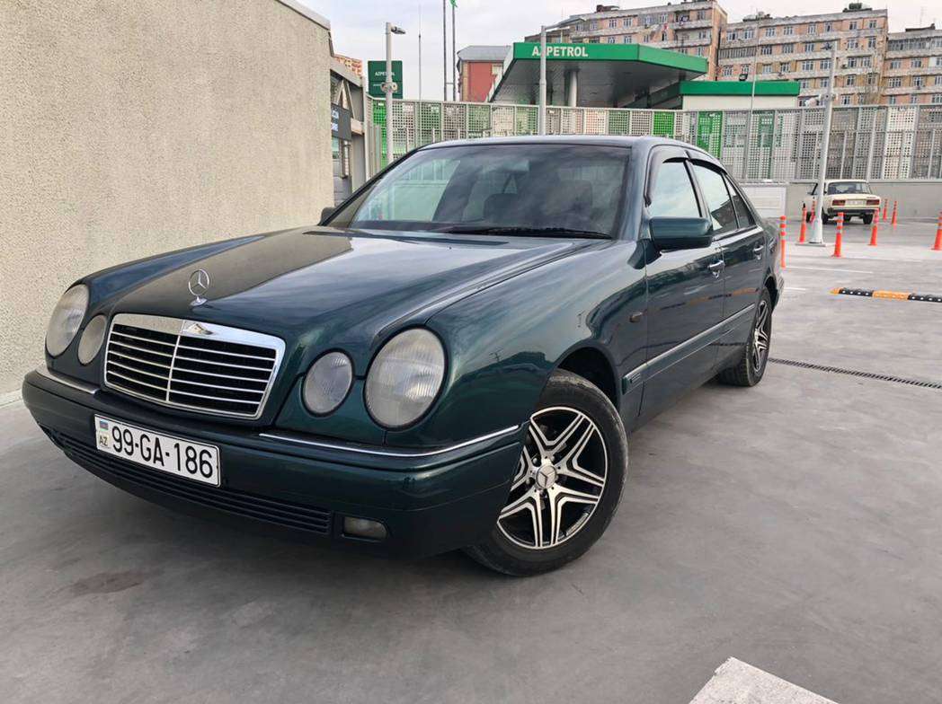 Mercedes E 240, 1998 il, 2.4 L, 280 000 km