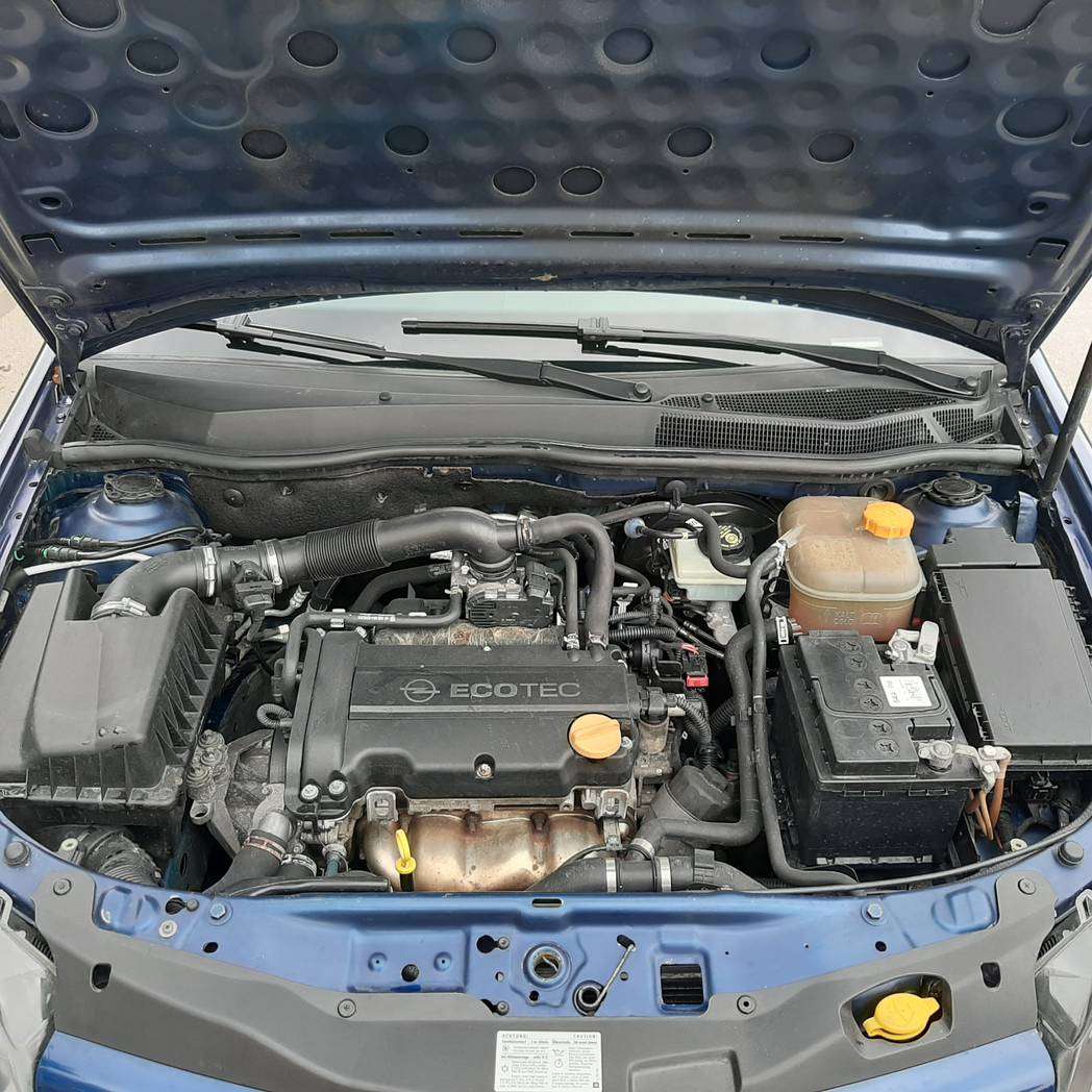 Opel Astra, 2005 il, 1.5 L, 223 418 km