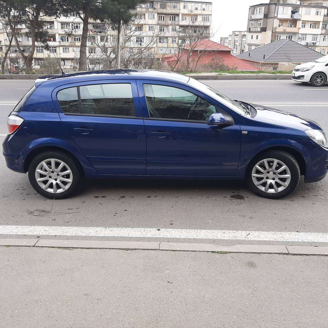 Opel Astra, 2005 il, 1.5 L, 223 418 km
