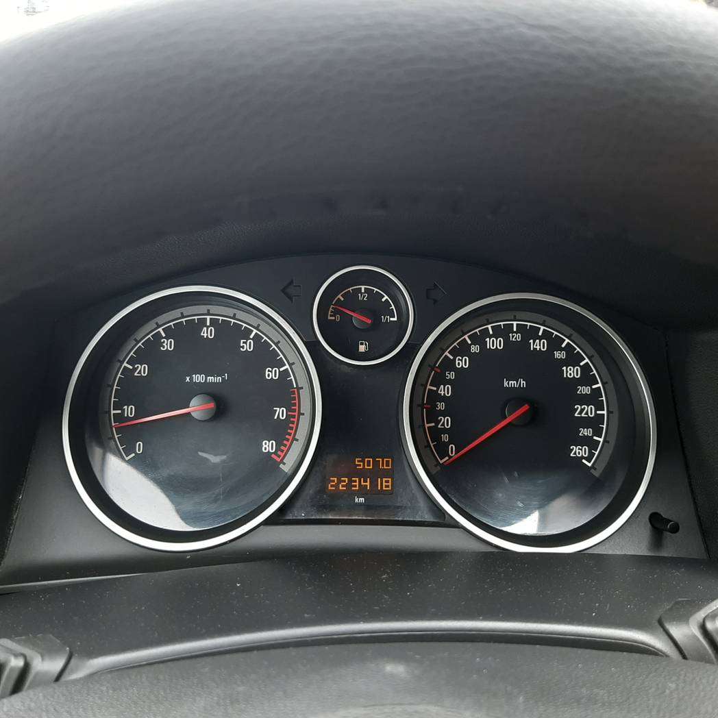 Opel Astra, 2005 il, 1.5 L, 223 418 km
