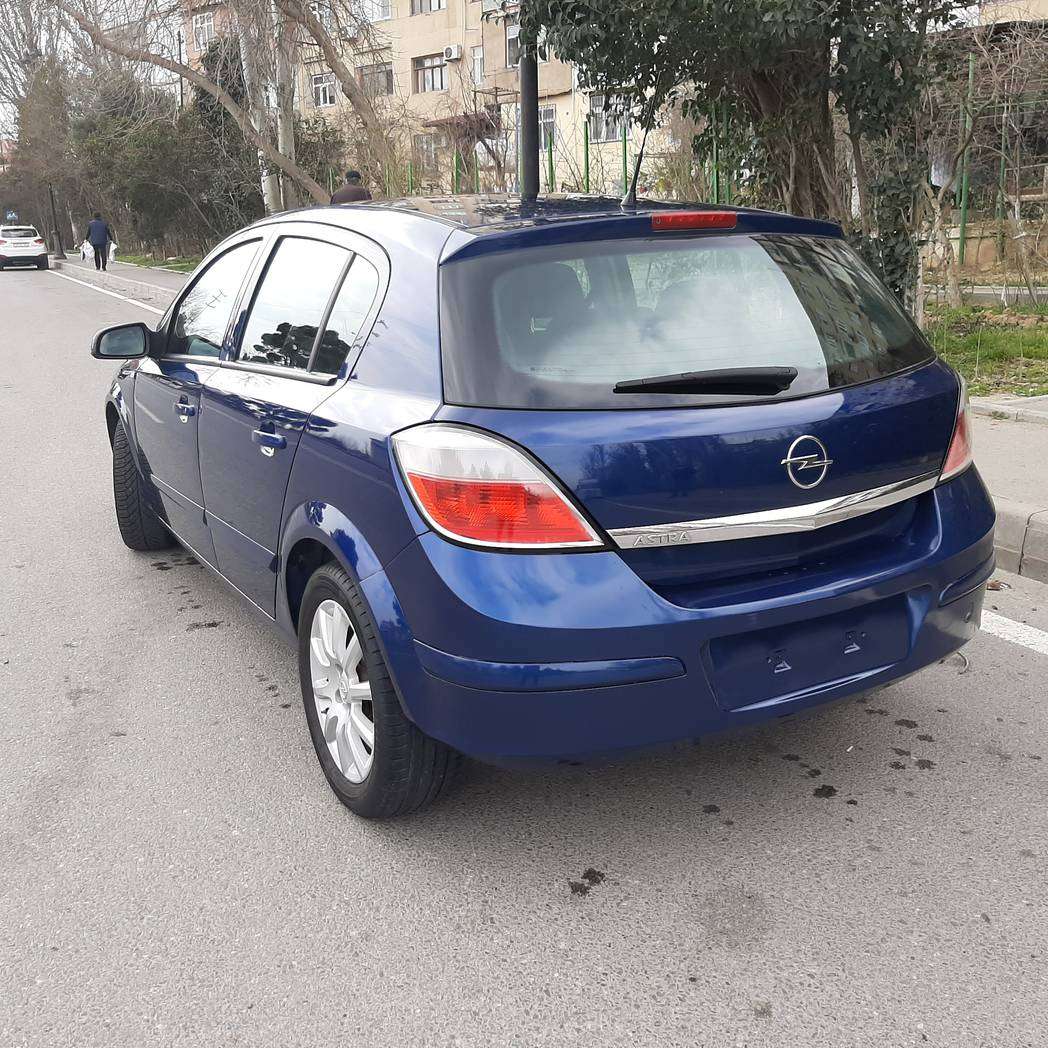 Opel Astra, 2005 il, 1.5 L, 223 418 km